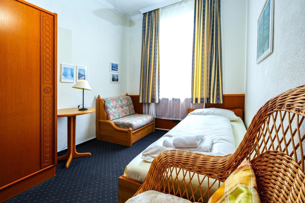 Haus Am Walde Hotel Bad Fallingbostel Exterior photo